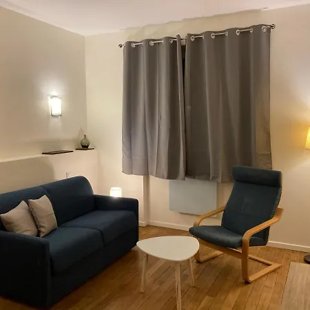 Le Jeanne D'Arc - Appartements Meubles Gien Exterior foto