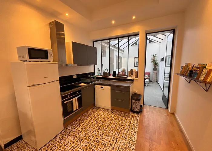 Le Jeanne D\'Arc - Appartements Meubles