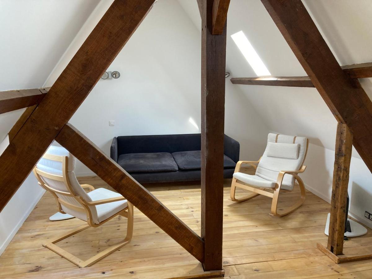 Apartment Le Jeanne D'arc - Meubles Gien