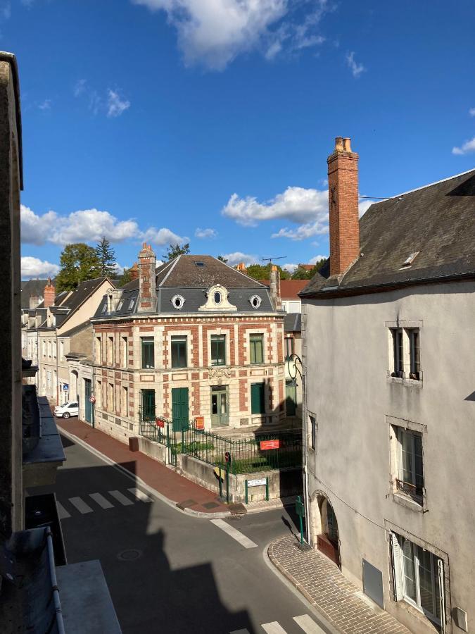 Le Jeanne D'arc - Meubles * Gien